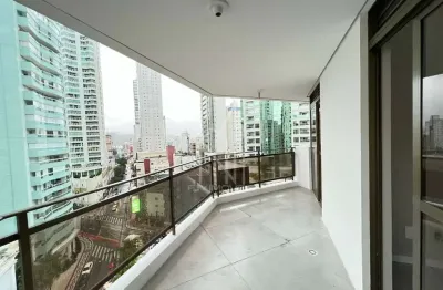 Apartamento quadra mar no edifício ruth de sá em balneário camboriu