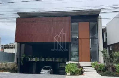 Casa em condomínio fechado com 4 quartos à venda na Avenida Hermógenes de Assis Feijó, Barra, Balneário Camboriú