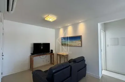 Apartamento no residencial ilha dos amores na praia brava