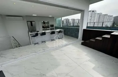 Cobertura duplex frente mar no edifício brava prime