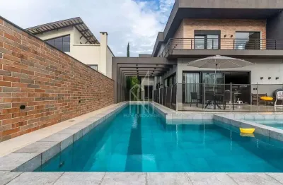 Casa em condomínio fechado com 3 quartos à venda na Avenida das Arapongas, Ariribá, Balneário Camboriú