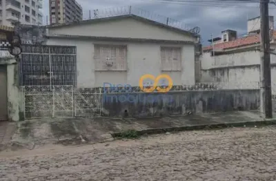 Casa para vender com 3 quartos 2 suítes no bairro são joão do tauape em fortaleza