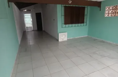 Casa na ocian com 02 dormitórios com churrasqueira privativa