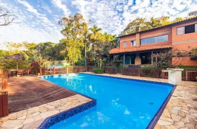Casa de condomínio em chácaras do peroba - jandira, sp