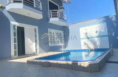 Casa com 5 quartos à venda na Rua Benedito Oliva Lacerda, 102, Centro, Peruíbe