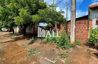 Casa com 6 quartos à venda na Rua Amândio de Mattos Pereira, Vila Industrial, Dourados