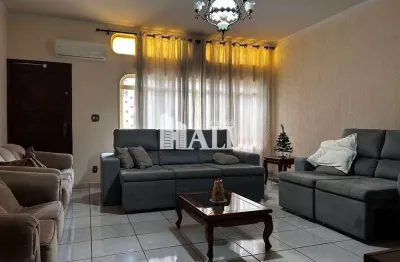 Casa com 3 quartos à venda na Rua Saldanha Marinho, Centro, São José do Rio Preto