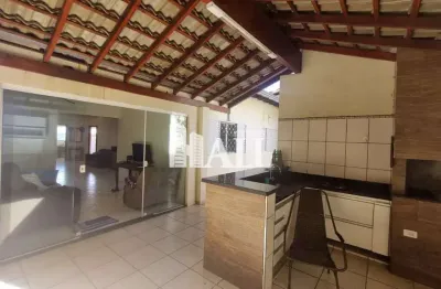 Casa com 3 quartos à venda na Rua Frei Remberto Lessing, Parque São Miguel, São José do Rio Preto