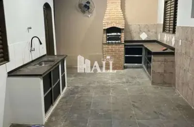 Casa com 4 quartos à venda na Rua Teixeira de Freitas, Vila Ercília, São José do Rio Preto