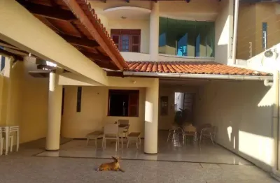 Casa residencial à venda, 5 suites com deck, excelente localização, parque manibura, fortaleza.
