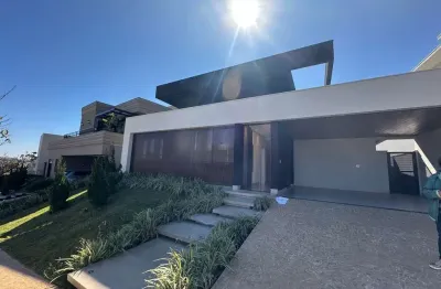 Casa á venda no condominio vila do golfe terras de siena ribeirão preto, com 4 quartos suíte por r$ 2.820.000,00