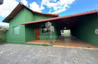 Casa com 3 quartos à venda no Pedra Azul, Contagem 