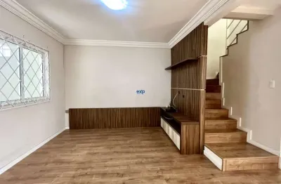 Casa com 3 quartos à venda na alete dacheux stori, 115, jardim das américas, curitiba por r$ 595.000