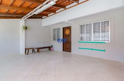 Casa com 3 quartos à venda na rua santa fé, 356, centro, pinhais por r$ 479.000