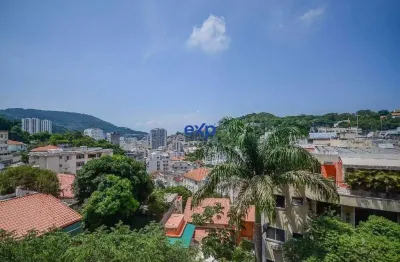 Casa com 6 quartos à venda na rua stefan zweig, 158, laranjeiras, rio de janeiro por r$ 1.500.000