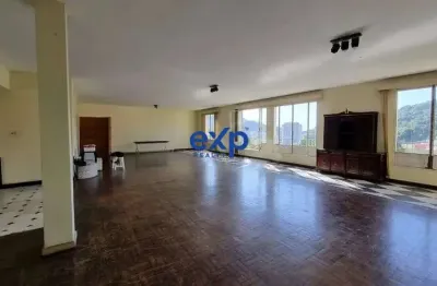 Casa com 6 quartos à venda na rua stefan zweig, 158, laranjeiras, rio de janeiro por r$ 1.700.000