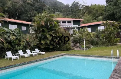 Casa com 7 quartos à venda na professor stroeller, 1327, quarteirão brasileiro, petrópolis por r$ 2.900.000