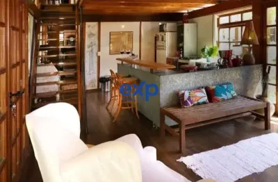 Casa com 2 quartos à venda na almirante paulo meira, 1000, araras, petrópolis por r$ 1.400.000
