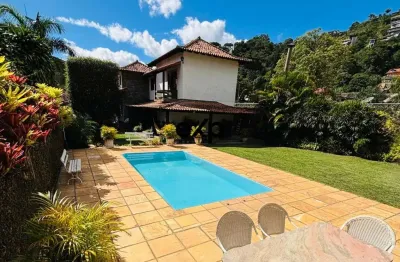 Casa com 4 quartos à venda na rua são paulo, 693, nogueira, petrópolis por r$ 1.800.000