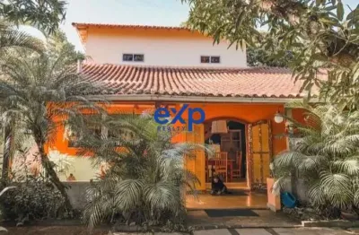 Casa com 3 quartos à venda na bambuí, 13, pindobal (ponta negra), maricá por r$ 580.000