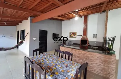 Casa com 3 quartos à venda na 2011, 315, loteamento paineiras, catalão por r$ 410.000