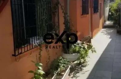 Casa com 3 quartos à venda na rua eugênio portal, 28, vila campo grande, são paulo por r$ 518.000