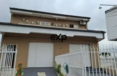 Casa com 3 quartos à venda na rua ângelo massignan, 429, são braz, curitiba por r$ 1.350.000