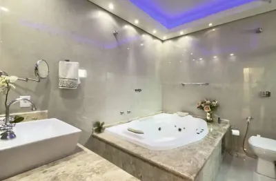 Casa com 4 quartos à venda na avenida florianópolis, 1199, cajuru, curitiba por r$ 1.250.000