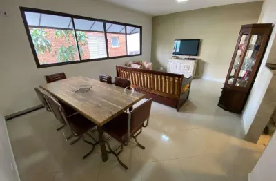 Apartamento à venda na enseada com 3 quartos, 3 banheiros, 1 vaga, 2 quadras da praia - guarujá/sp
