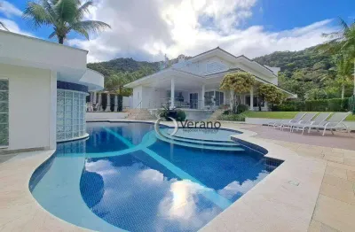 Casa no granville, 5 suítes, 6 vagas para carros, piscina e espaço gourmet