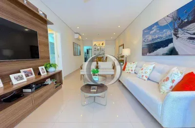 Apartamento na enseada, totalmente reformado e com área de lazer