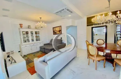 Cobertura triplex com 3 suítes, lazer privativo com piscina e espaço gourmet, vista para o mar