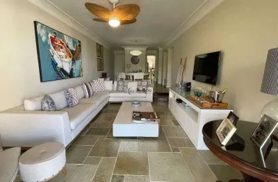 Enseada brunella apartamento decorado e climatizado 3 suites.