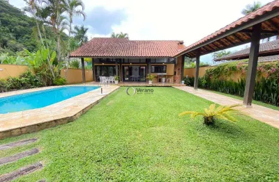 Casa térrea em condomínio fechado com 4 quartos sendo 1 suíte, localiazado na paraia do pernambuco