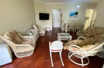 Apartamento com 3 quartos e 2 banheiros na praia da enseada - guarujá
