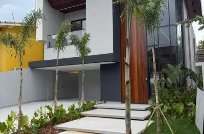 Casa com 4 quartos sendo 4 suítes à venda na praia do Pernambuco- Guarujá