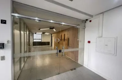 Ponto comercial para alugar na Rua Beira Rio, 57, Vila Olímpia, São Paulo