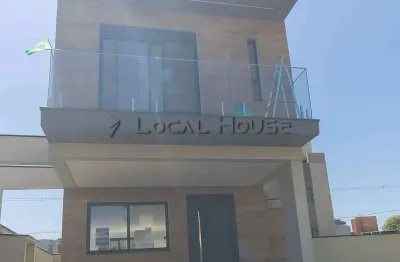 Sobrado de alto padrão  no condomínio vivendas do parque – santa cândida