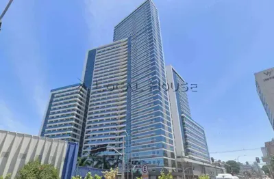 Studio alto padrão - mobiliado - com sacada no 11º andar e vista para o pôr do sol no centro de curitiba! residencial seventh avenue