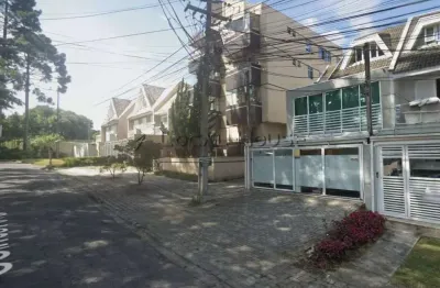 Sobrado 3 Quartos Com Ático e Churrasqueira A Venda Bacacheri