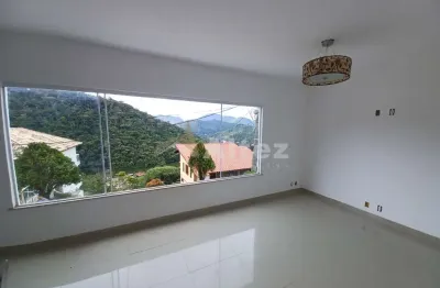 Casa 4 quartos (1 suíte) em condomínio, vale feliz, albquerque, teresópolis, rj