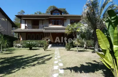 Casa alto padrão, 6 quartos, condomínio com lazer, parque do imbuí, teresópolis, rj