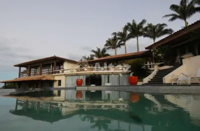 Mansão com 700m2, 6 quartos (3 suítes) piscina, 2.200m2 terreno, praia brava, armação dos búzios, rj