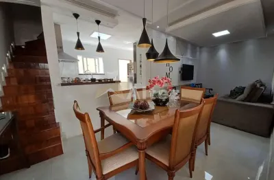 Casa 2 quartos em condomínio, reformada, parque do imbuí, teresópolis, rj