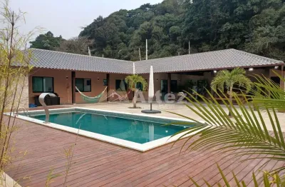 Casa linear, 3 quartos, terreno plano c/ 2270 m2, piscina, quintal, parque boa união, teresópolis