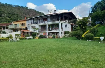 Casa 5 quartos (3 suites), terreno c/ 1600 m2, piscina, jardim cascata, teresópolis