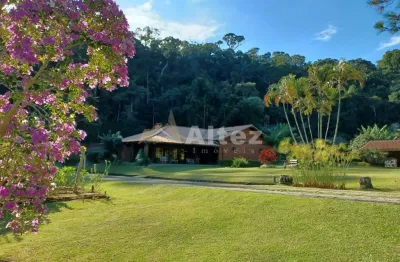 Chácara com 9000 m2, casas c/ 4 quartos, piscina, futebol, fazenda boa fé, teresópolis, rj