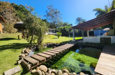 Casa 2 quartos, 1000 m2, quintal e piscina, albuquerque, teresópolis