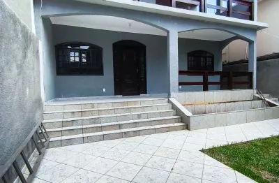 Casa com 3 quartos para alugar na Rua Alice Ribeiro, 42, Campo Grande, Rio de Janeiro