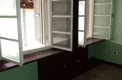 Casa terrea com mezanino,  3 dormitórios à venda, 350 m² por r$ 690.000 - vila mogilar - mogi das cruzes/sp